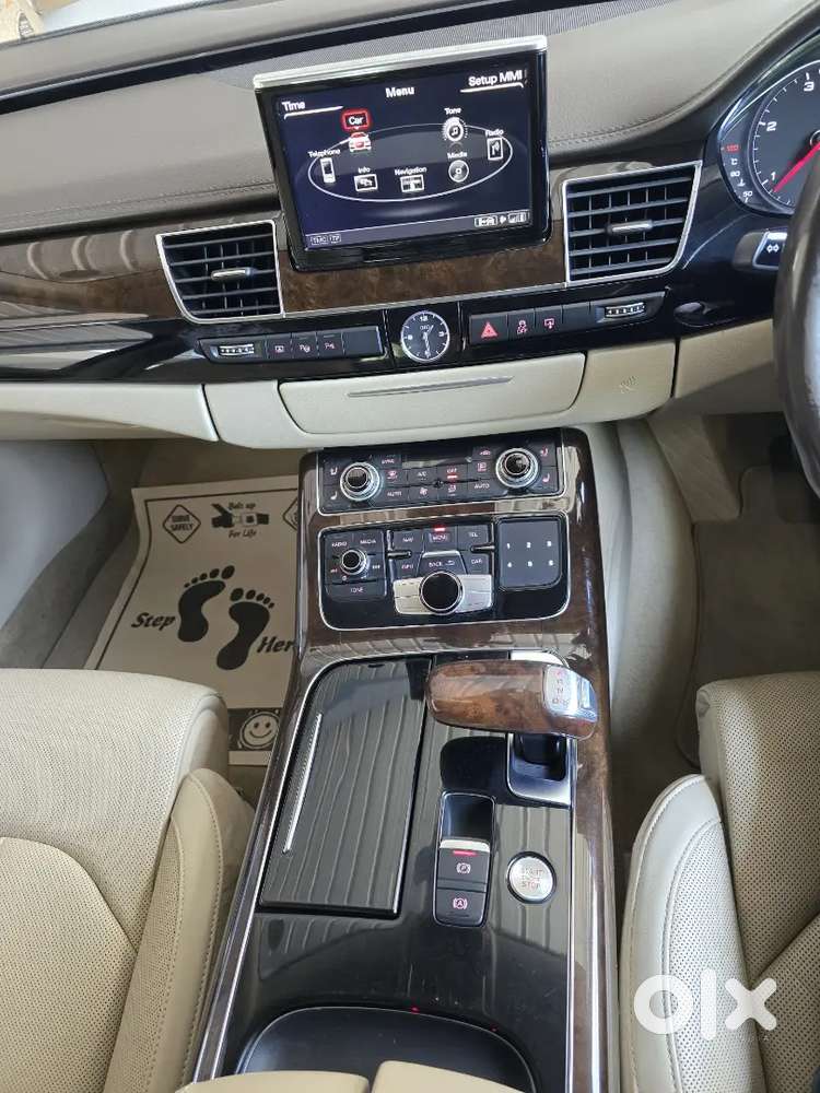 Audi A8 L
