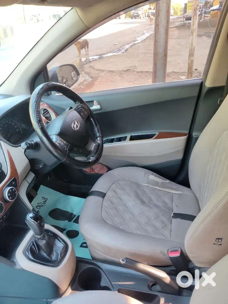 Hyundai I10 Asta Sportz 2015