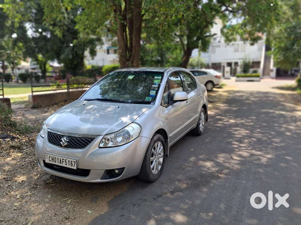 Maruti Suzuki Sx4 Zxi, 2011, Petrol