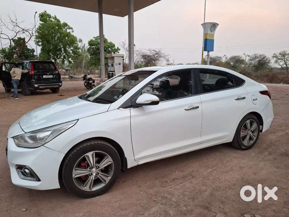 Hyundai Verna 2017 Diesel 100000 Km Driven