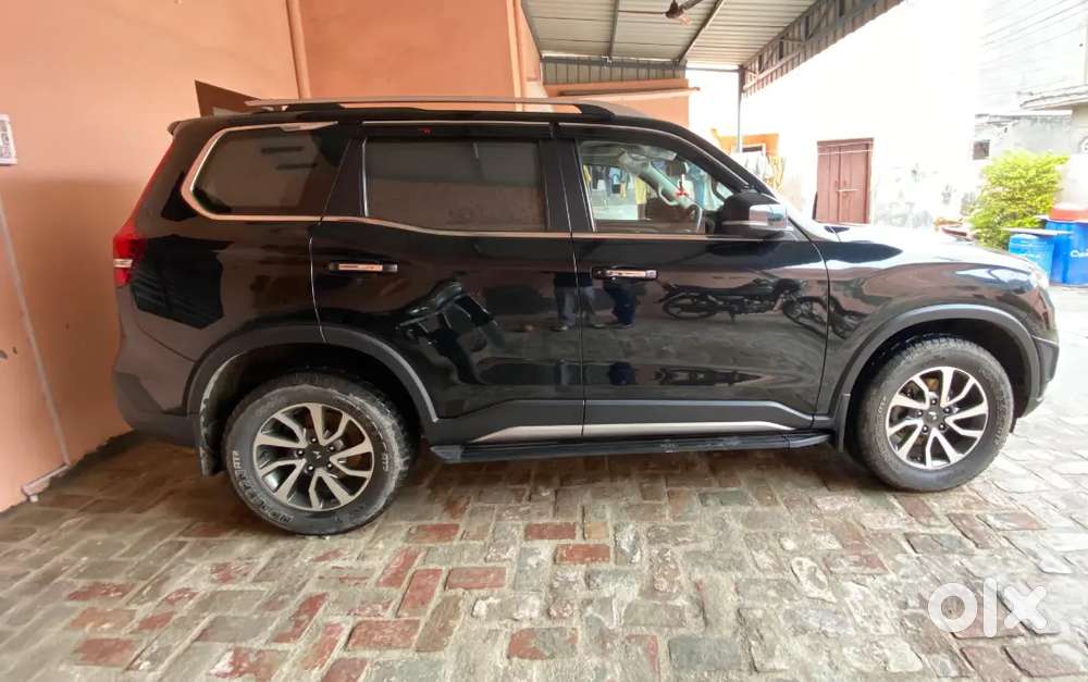 Mahindra Scorpio N 2023 Petrol Well Maintained