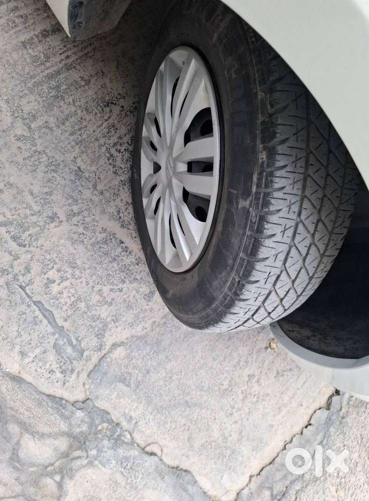 Maruti Suzuki Swift Dzire Amt Vdi, 2017, Diesel