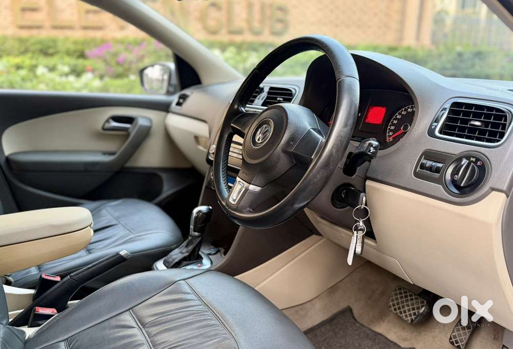 Volkswagen Vento Petrol Highline, 2011, Petrol