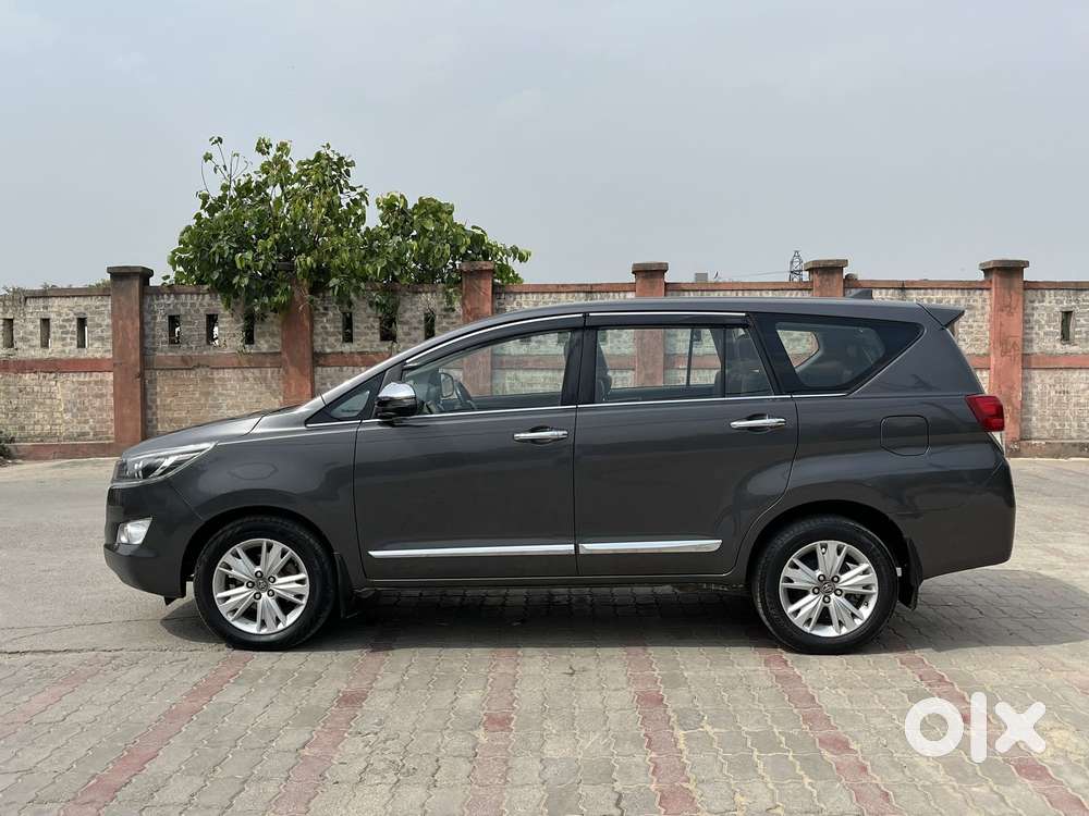Toyota Innova Crysta [2016-2020] 2.7 Vx At 7 Str, 2017, Petrol