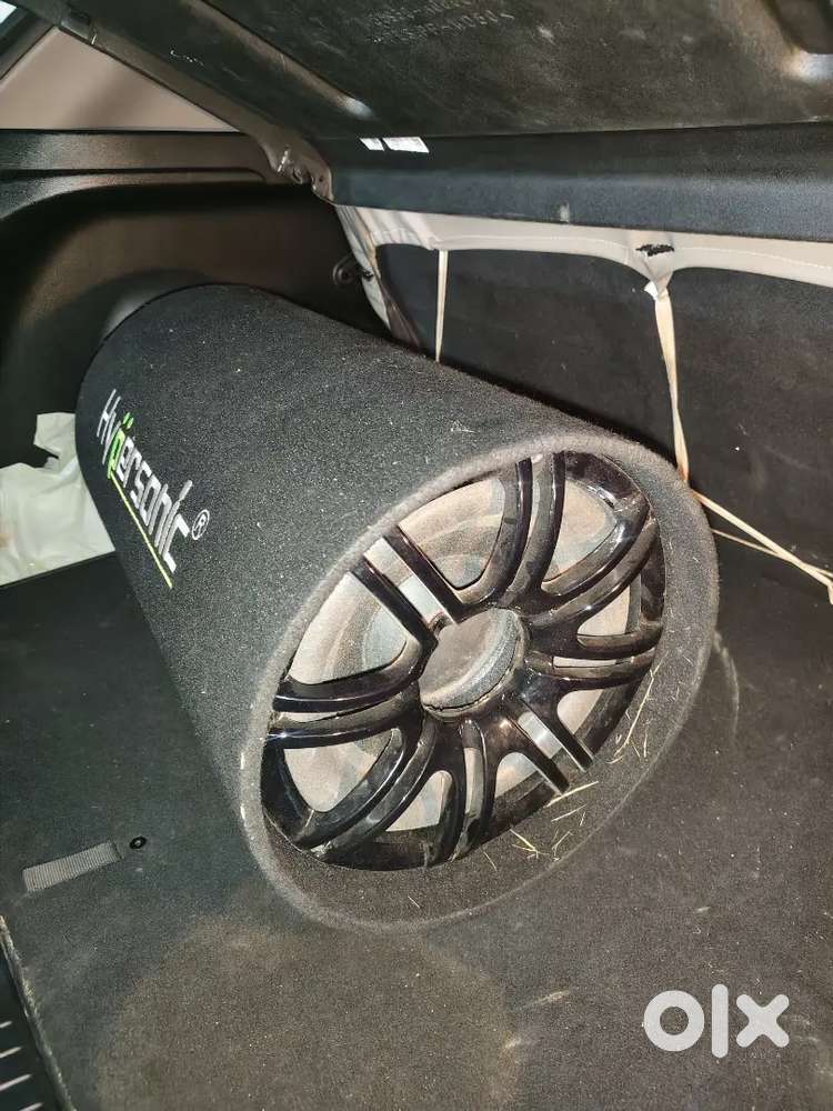 Car basstube