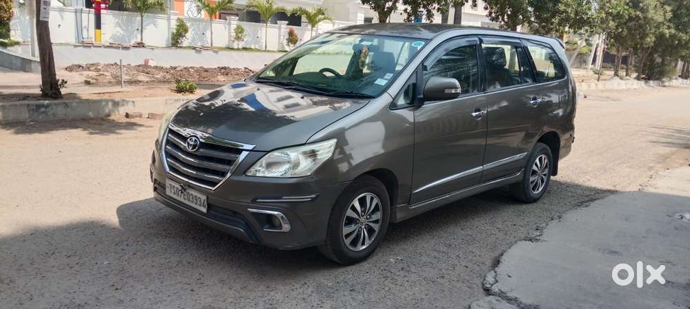 Toyota Innova 2.5 V 7 Str, 2015, Diesel