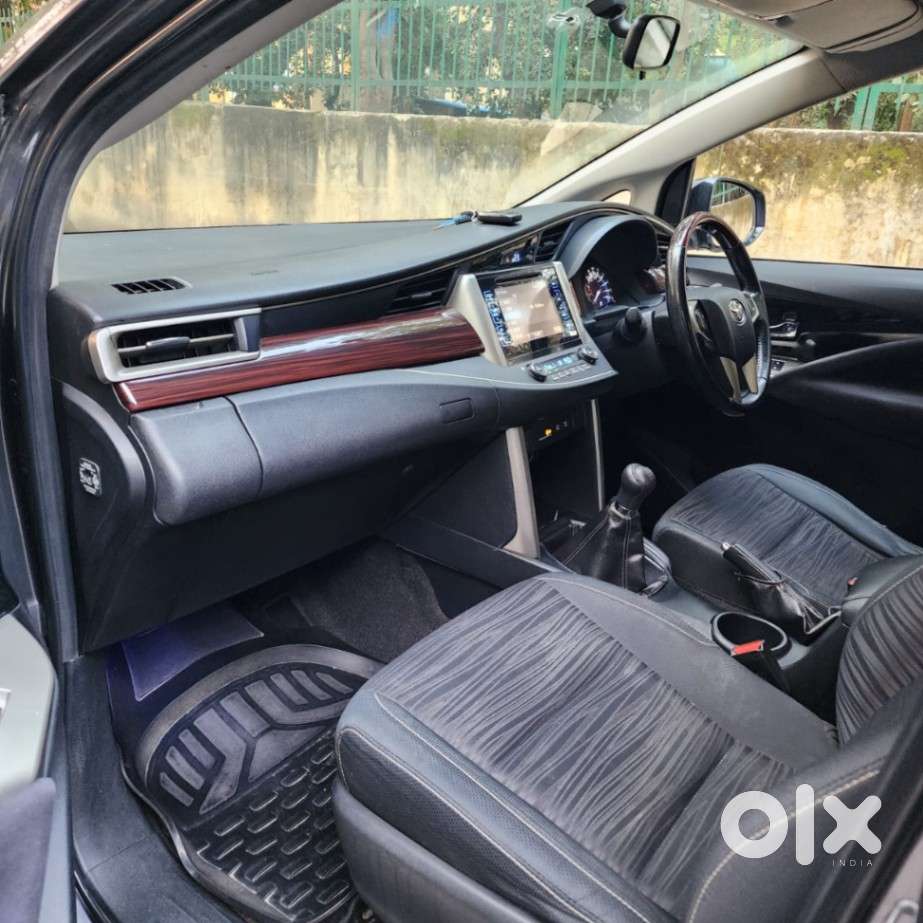 Toyota Innova Crysta 2.7 Vx Mt, 2016, Petrol
