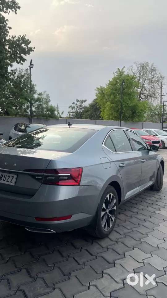 Skoda Superb 2.0 L&k Tsi At, 2020, Petrol