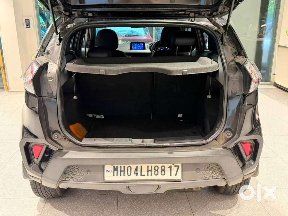 Tata Nexon 1.2 Revotron Xza Plus Luxs Red Dark Edition Amt, 2023, Pe..