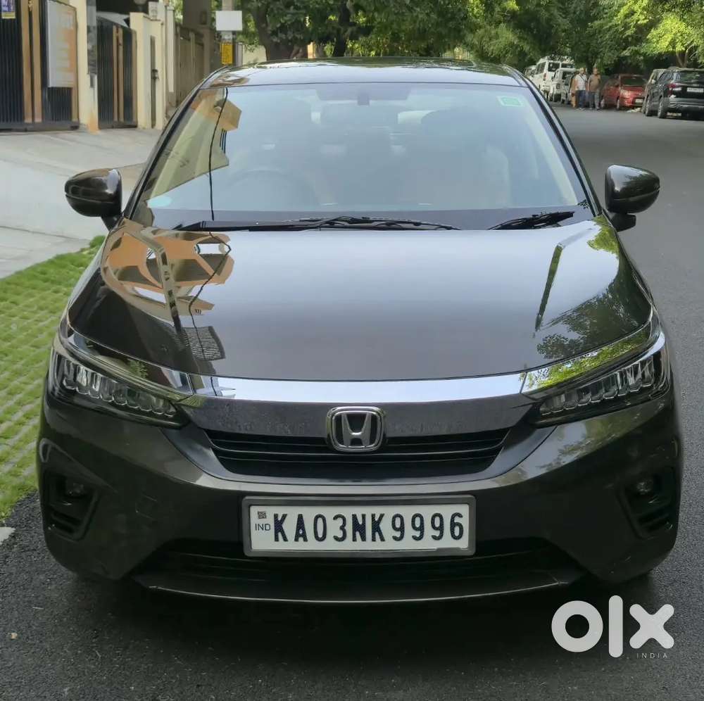 Honda City Zx Cvt (automatic) With Sunroof And Fancy Number