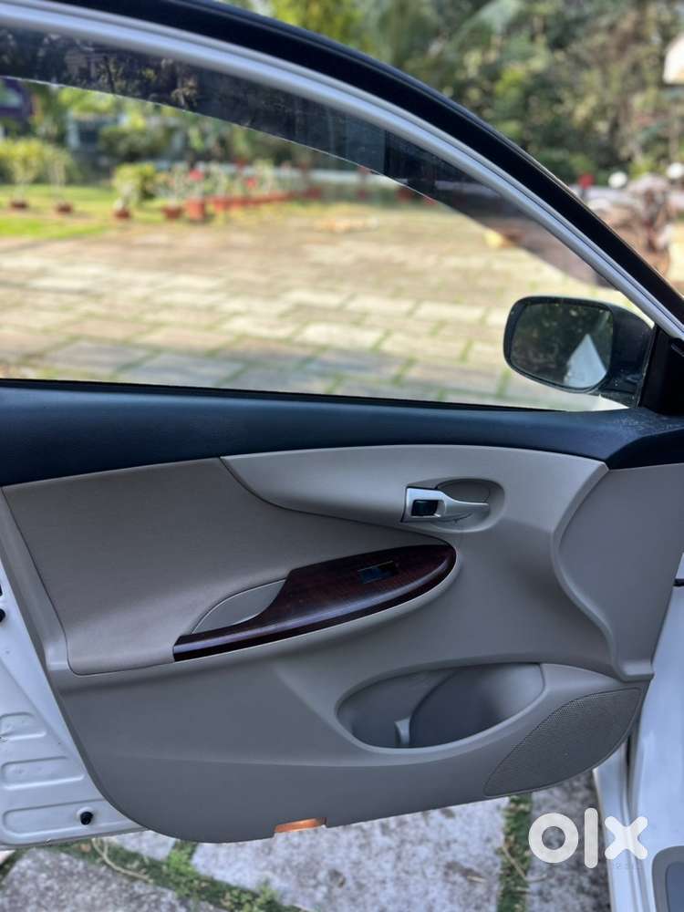 Toyota Corolla Altis Diesel 72000kms First Owne