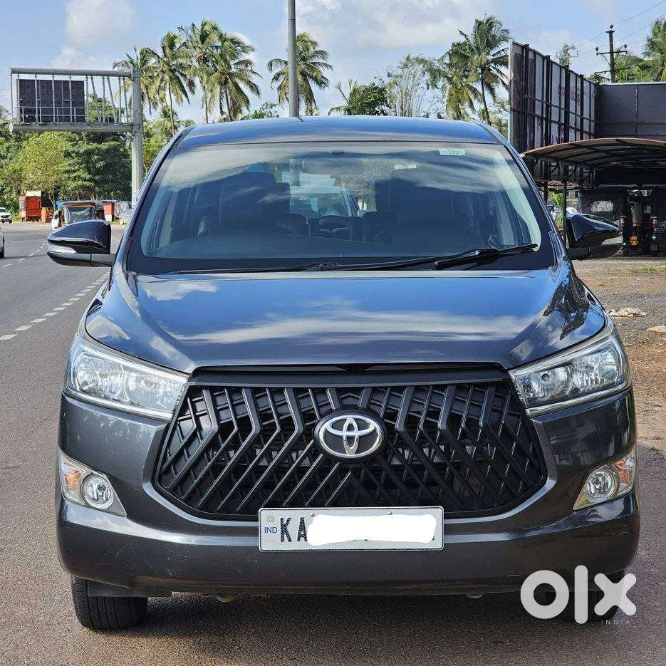 Toyota Innova Crysta 2.4 G Mt, 2016, Diesel