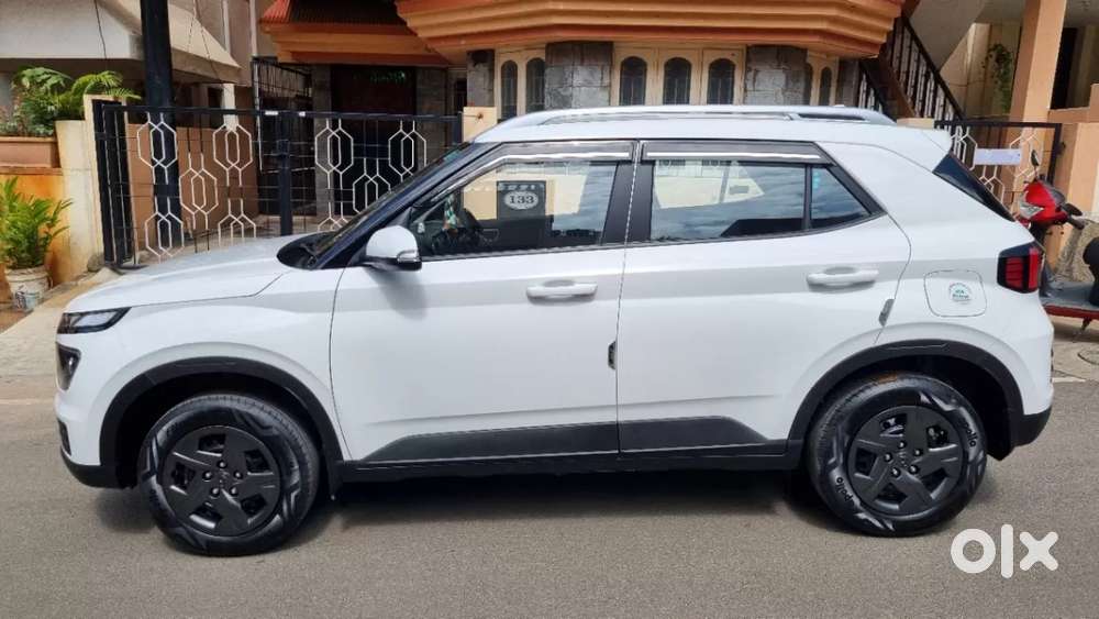 Hyundai Venue 1.2 S (o), 2025, Petrol
