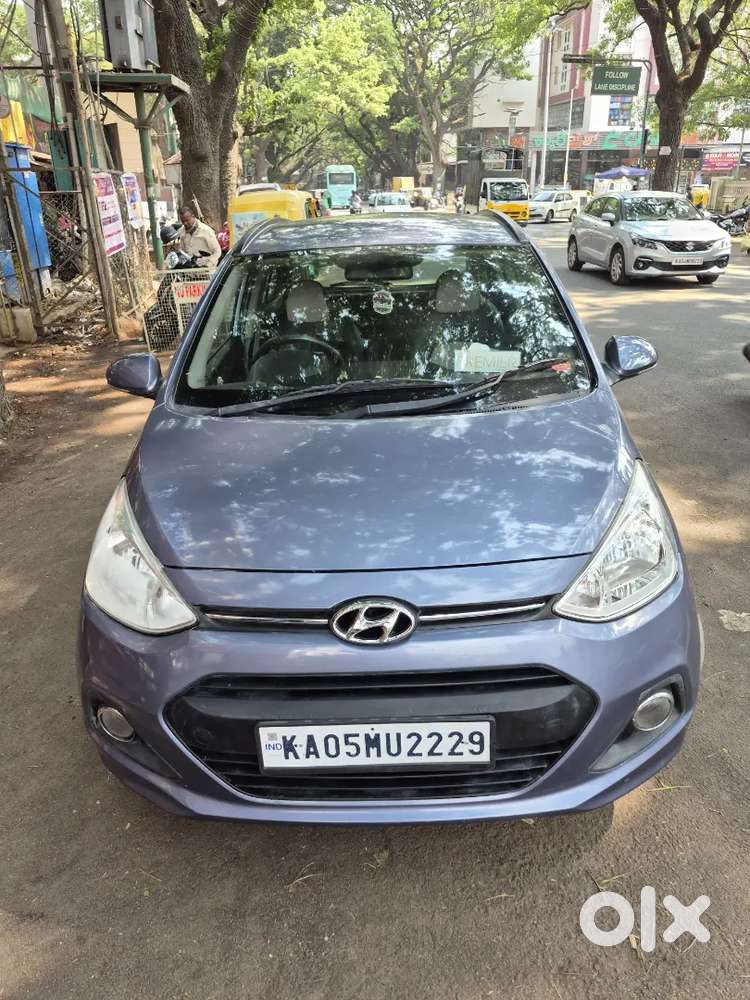 Hyundai Grand I10 2016 Petrol 42000 Km Driven
