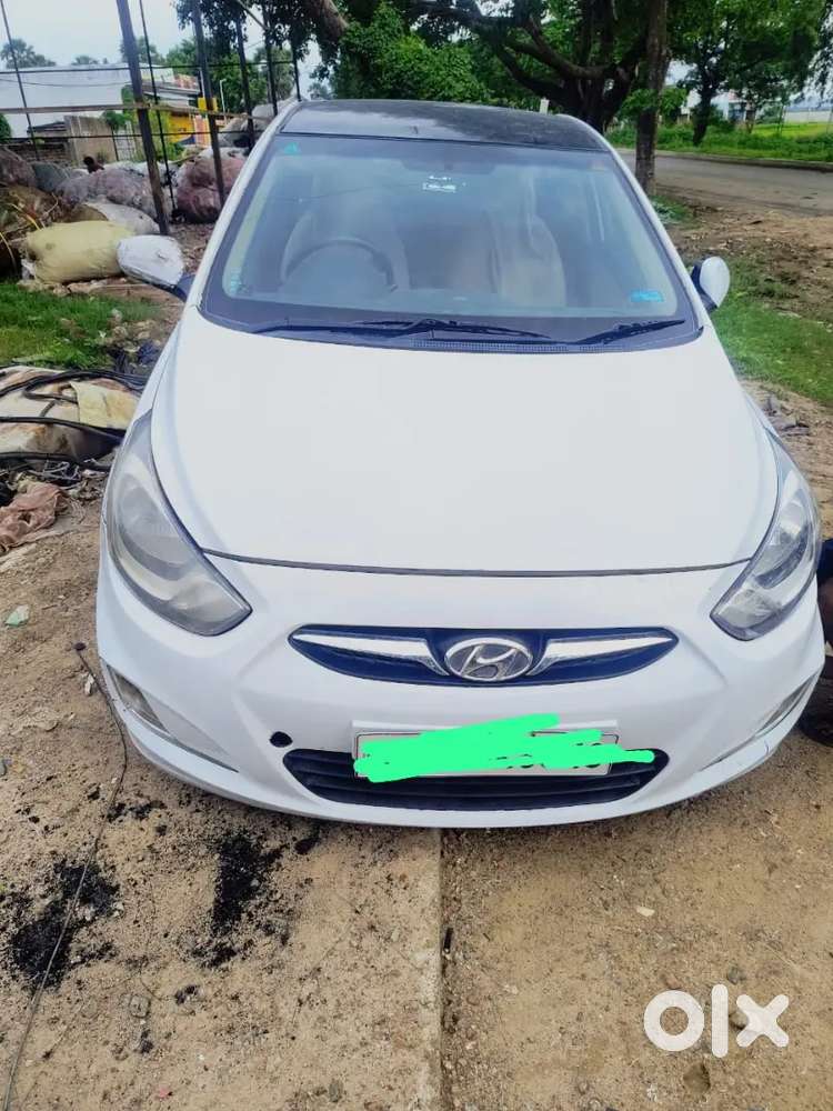 Hyundai Fluidic Verna 2012 Diesel 95000 Km Driven