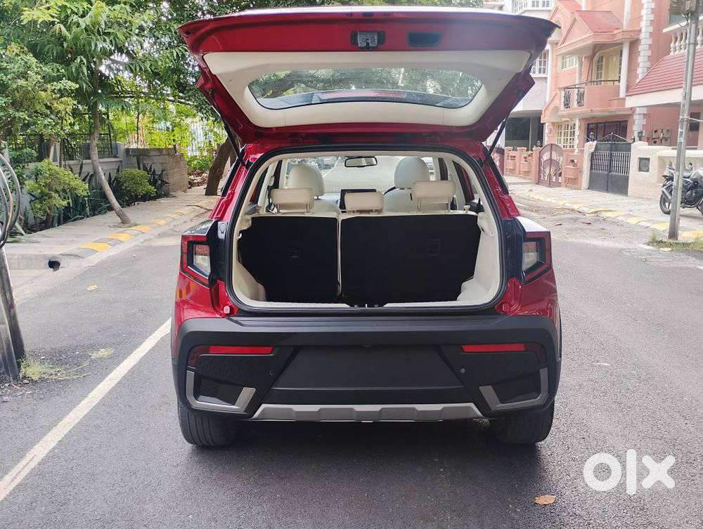 Mahindra Xuv 3xo, 2024, Petrol