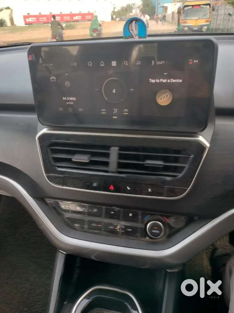 Tata Safari 2023 डीज़ल मैनुअल