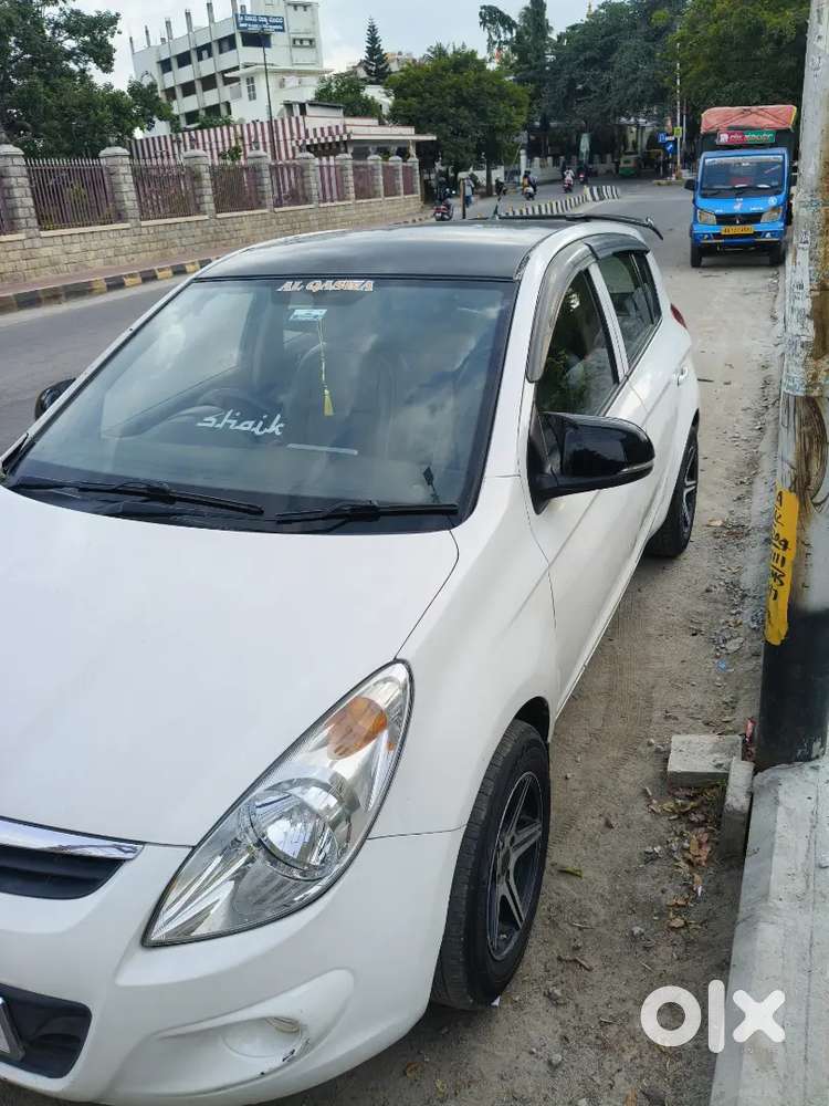 Hyundai i20 Sportz 2012