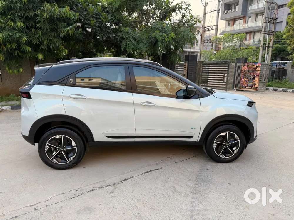 Tata Nexon Ev Empowered Plus Lr, 2023, Electric