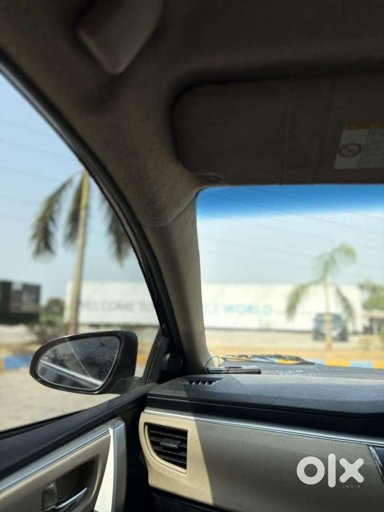 Toyota Corolla Altis 2014