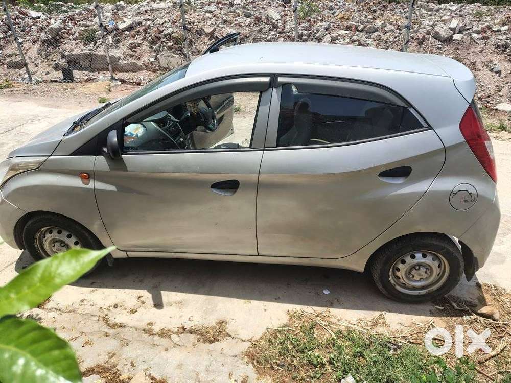 Hyundai Eon Era +, 2017, Petrol