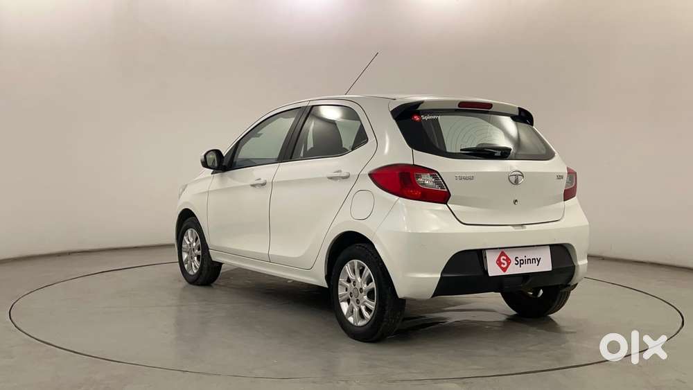 Tata Tiago Xza, 2017, Petrol