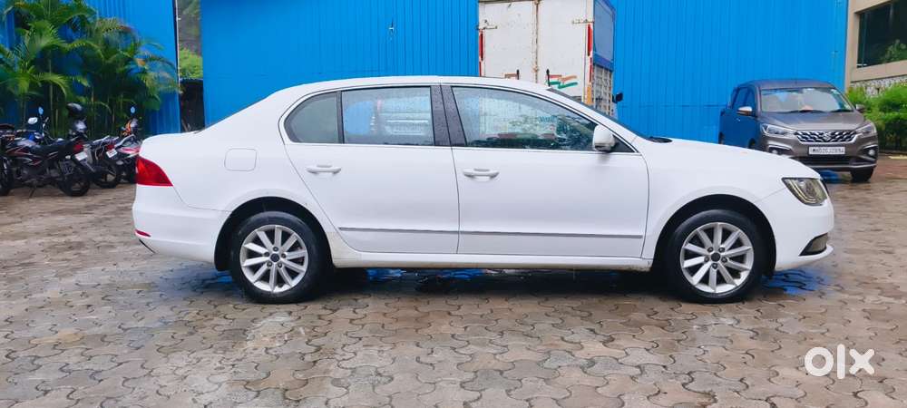 Skoda Superb Elegance 1.8 Tsi At, 2014, Petrol
