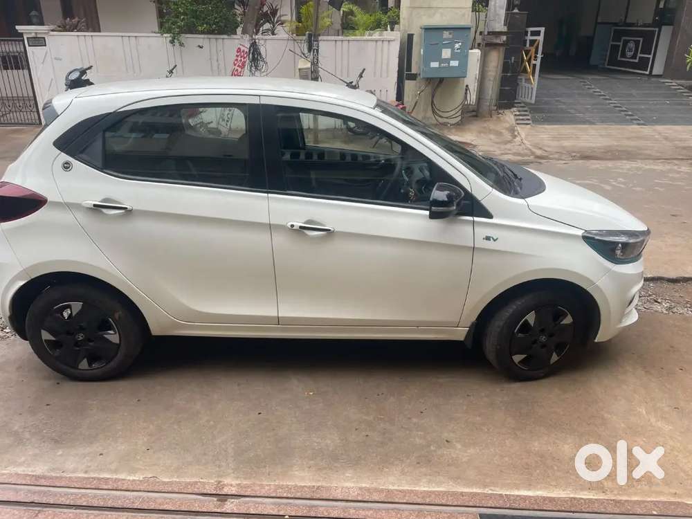 Tata Tiago Ev Xz 2023 Recently Changed Mrf New Tyres In This Month