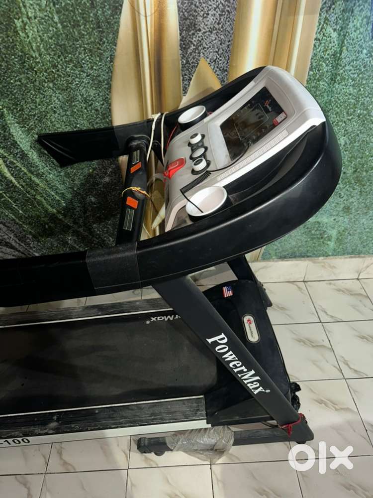 PowerMax TDA-100 Motorized Treadmill - Auto Incline  Good Condition