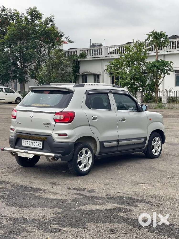 Fully Brand New Condition Cng Top Model Car Under Emi.