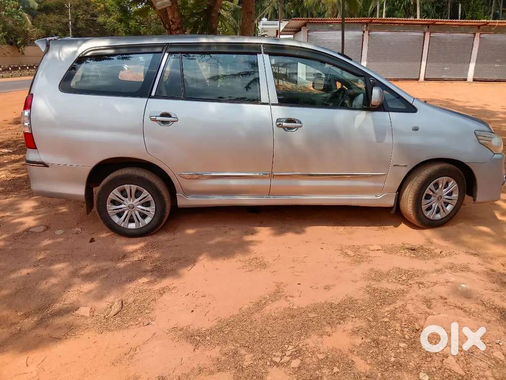 Toyota Innova 2012 Diesel Well Maintained