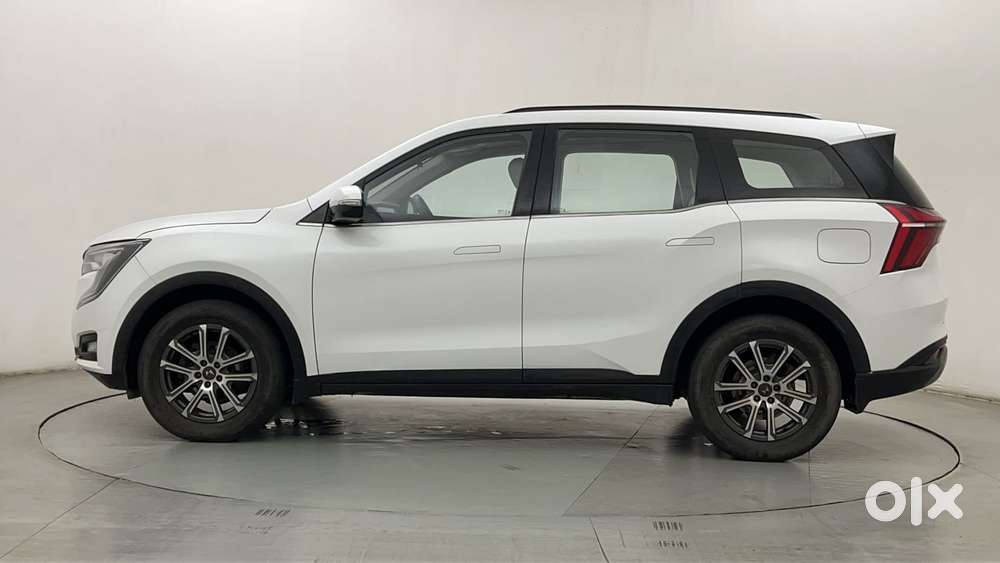 Mahindra Xuv700 2.2 Ax 7 Diesel At Str, 2023, Diesel