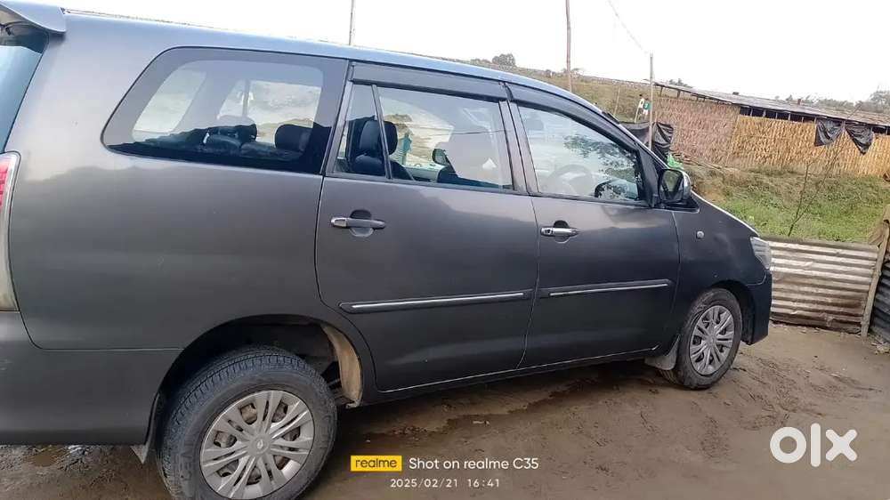 I Am Selling Innova 2013 Model