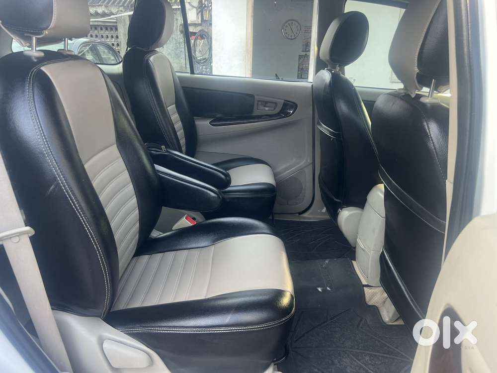 Toyota Innova 2.5 G (diesel) 7 Seater, 2015, Diesel