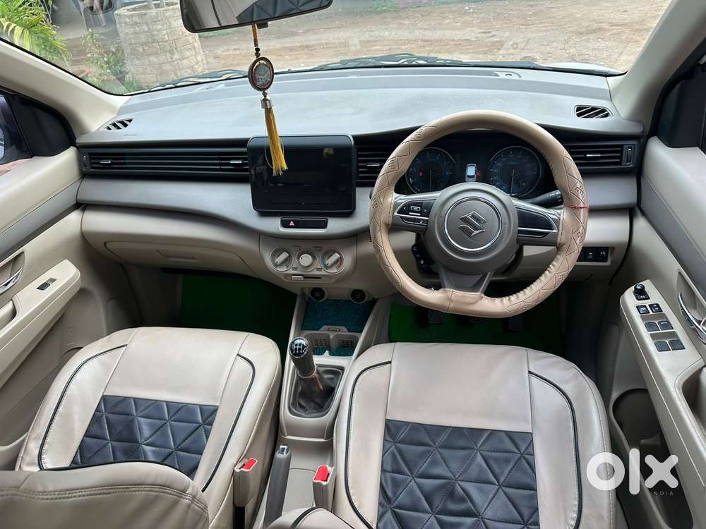 Maruti Suzuki Ertiga 1.5 Vxi, 2022, Petrol