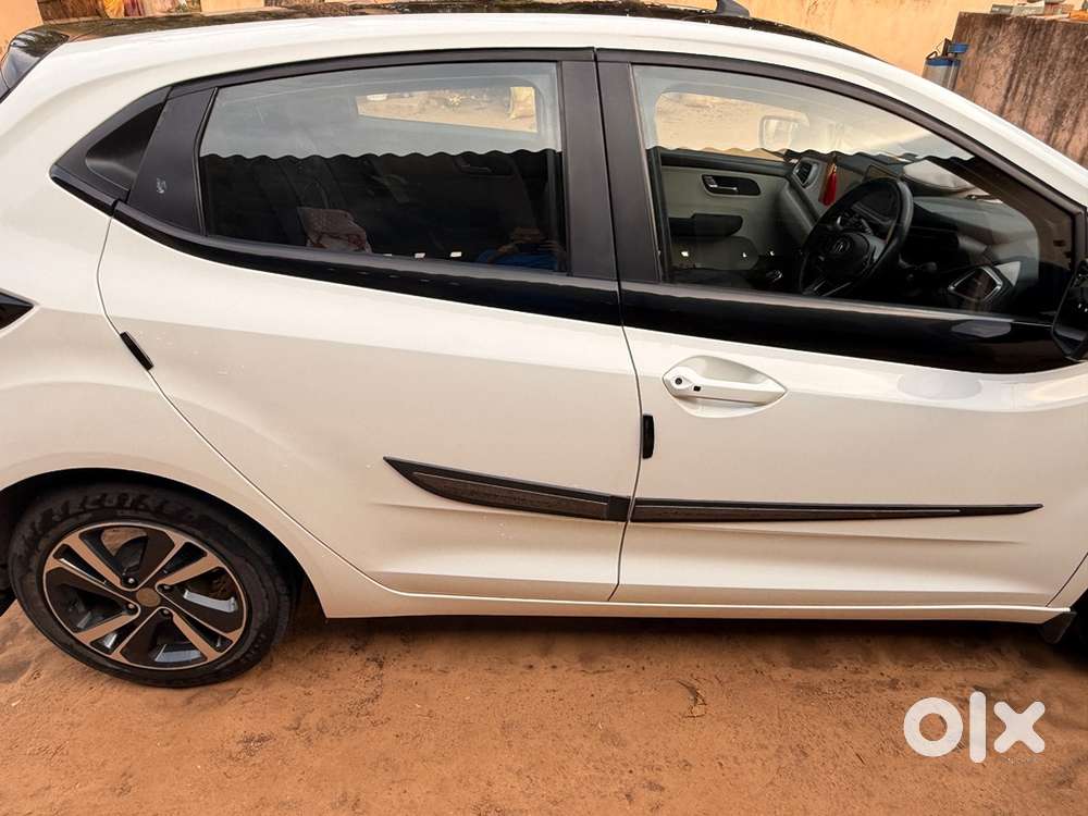 Tata Altroz Xz Plus Petrol Edition Start Stop Push Button