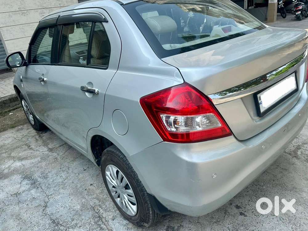 Maruti Suzuki Dzire 2017 Diesel 75300 Km Driven