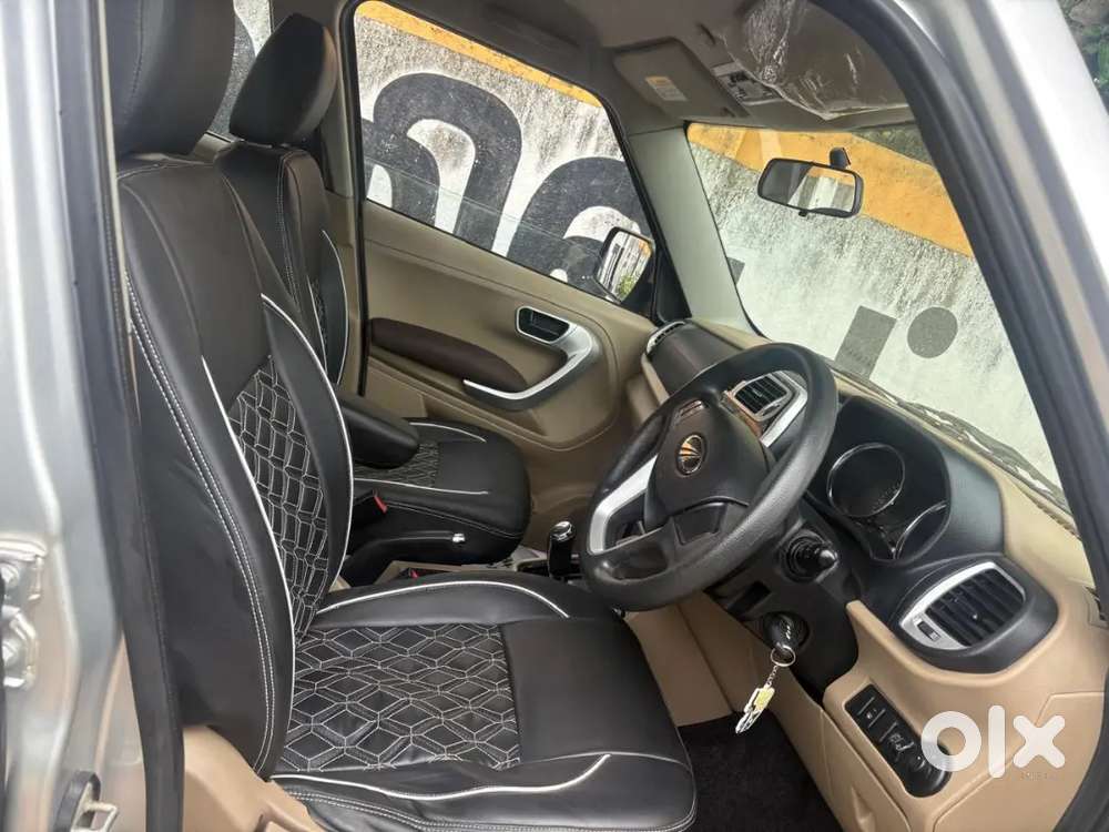 Mahindra Tuv 300 2016
