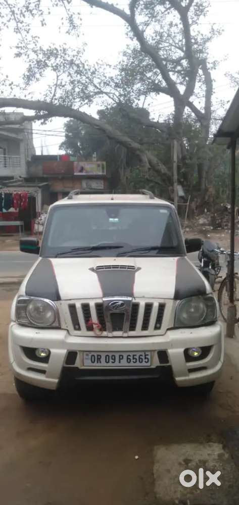 Mahindra Scorpio Classic 2011 Diesel Classic