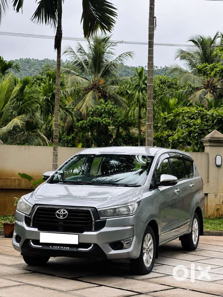 Toyota Innova Crysta 2019