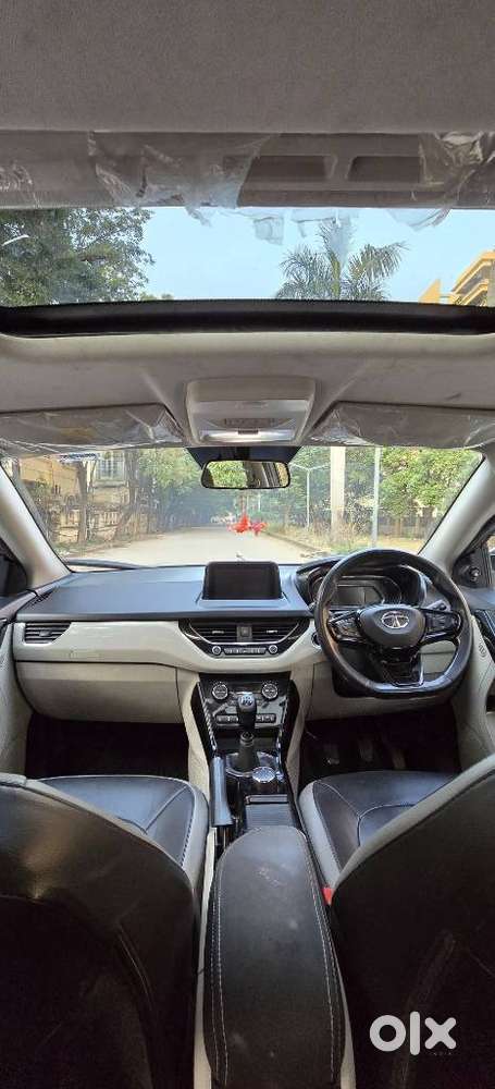 Tata Nexon 1.2 Revotron Xz Plus (s), 2020, Petrol