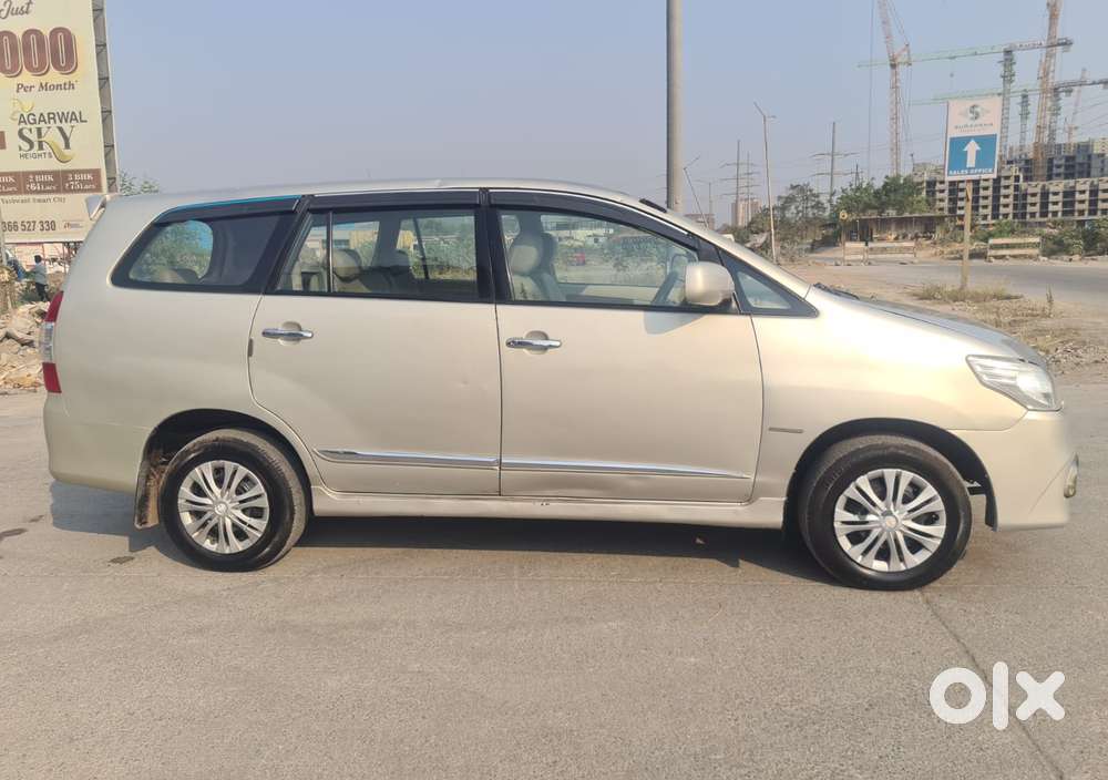 Toyota Innova 2.5 Gx 8 Str Bs-iii, 2007, Diesel