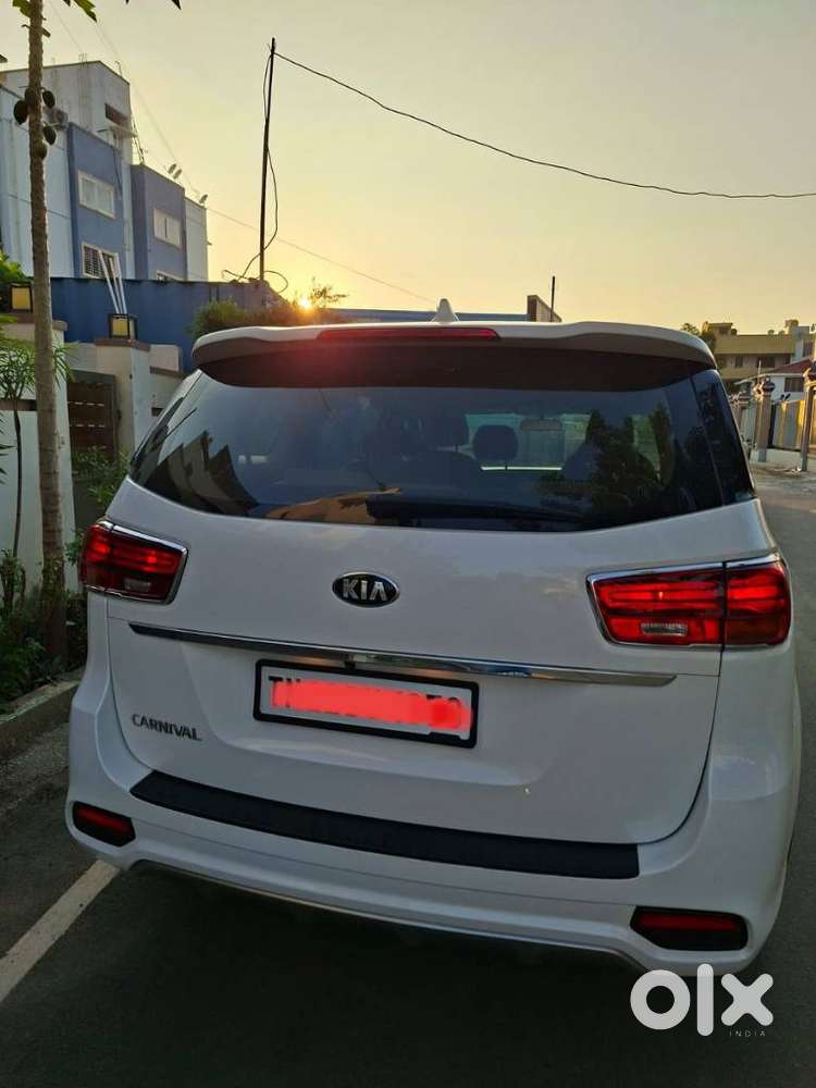 Kia Carnival Premium, 2021, Diesel