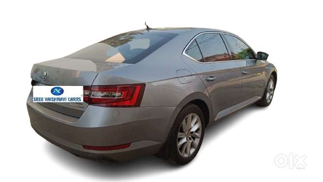 Skoda Superb Lk 1.8 Tsi At, 2019, Petrol