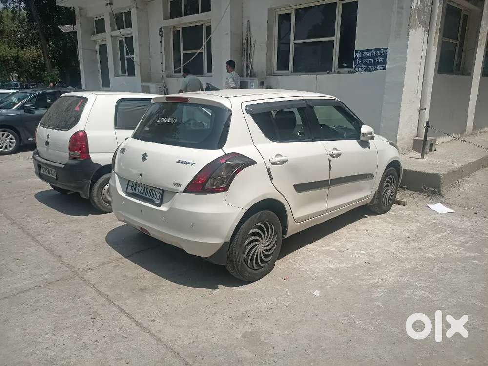 Maruti Suzuki Swift 2016 डीज़ल 110000km Driven