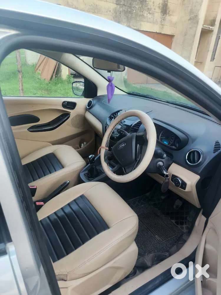Ford Aspire Titanium Blu 2016 Petrol Automatic
