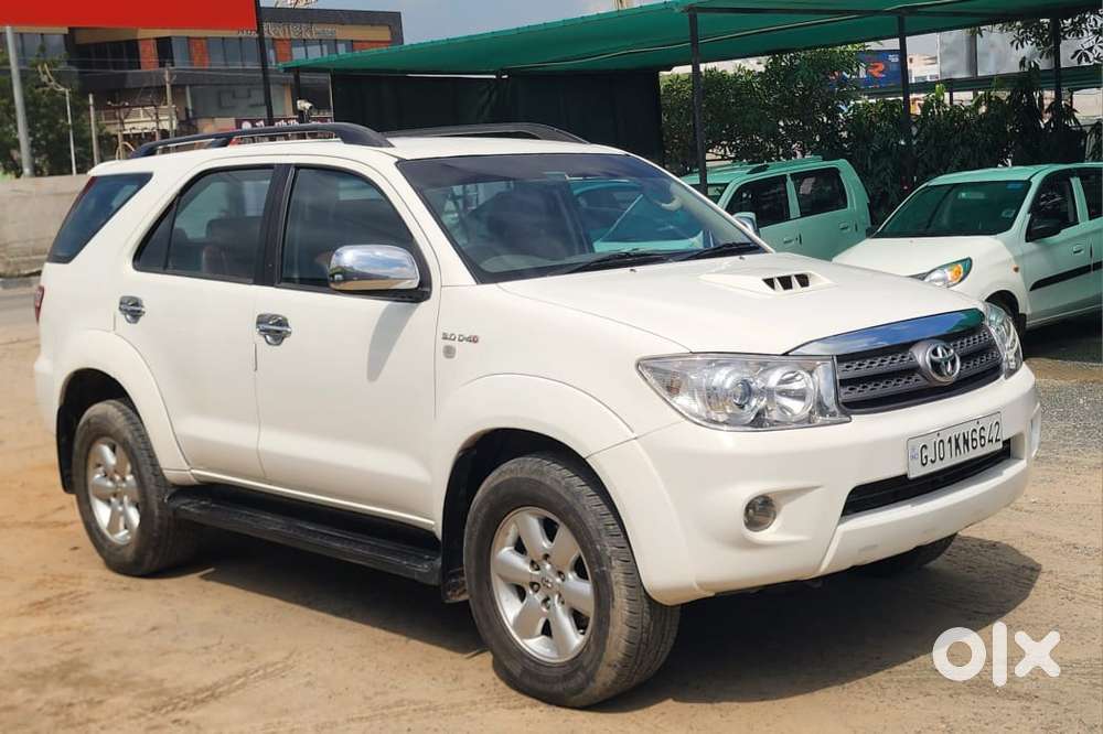 Toyota Fortuner, 2011, Diesel