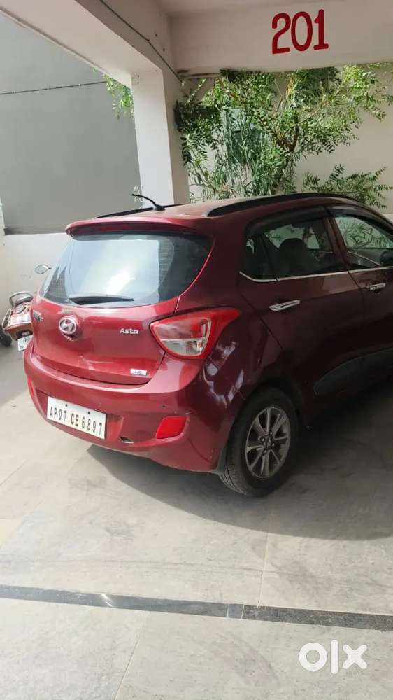 Hyundai Grand I10 2014 Model Car