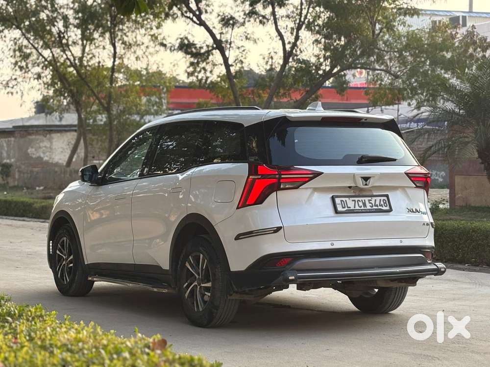 Mahindra Xuv700 2.0 Ax 5 Petrol At Str, 2024, Petrol