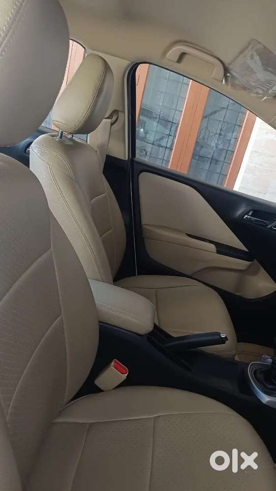 Vip Number Pear White Honda City 2018 Petrol 26000 Km Driven 1st Owner